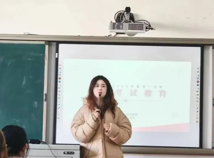 7db8c2cec1f54c0ab426b1019bbe485d.png 图片34.png